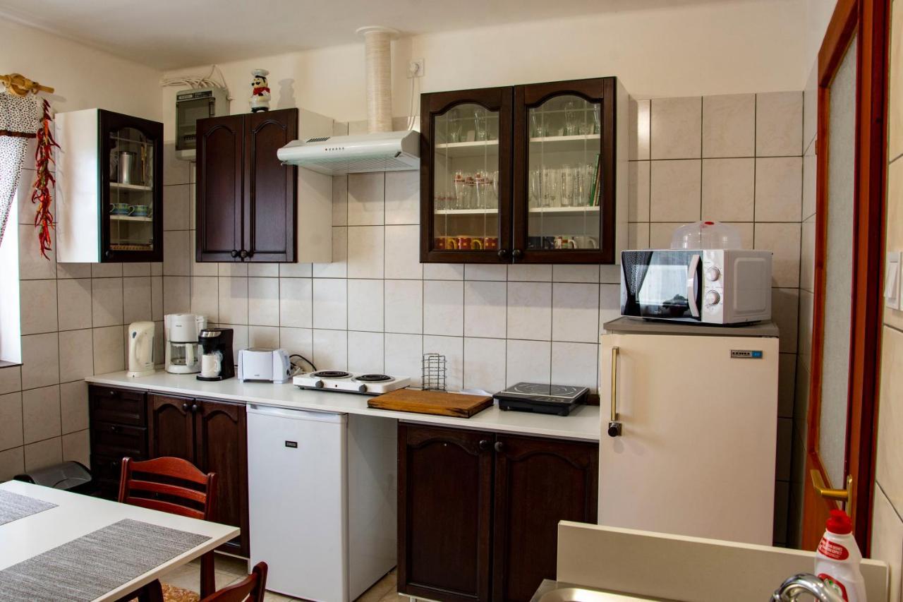 Luca Apartman Hotel Esztergom Luaran gambar